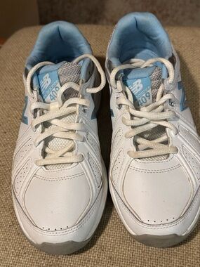 New Balance Women’s sneakers